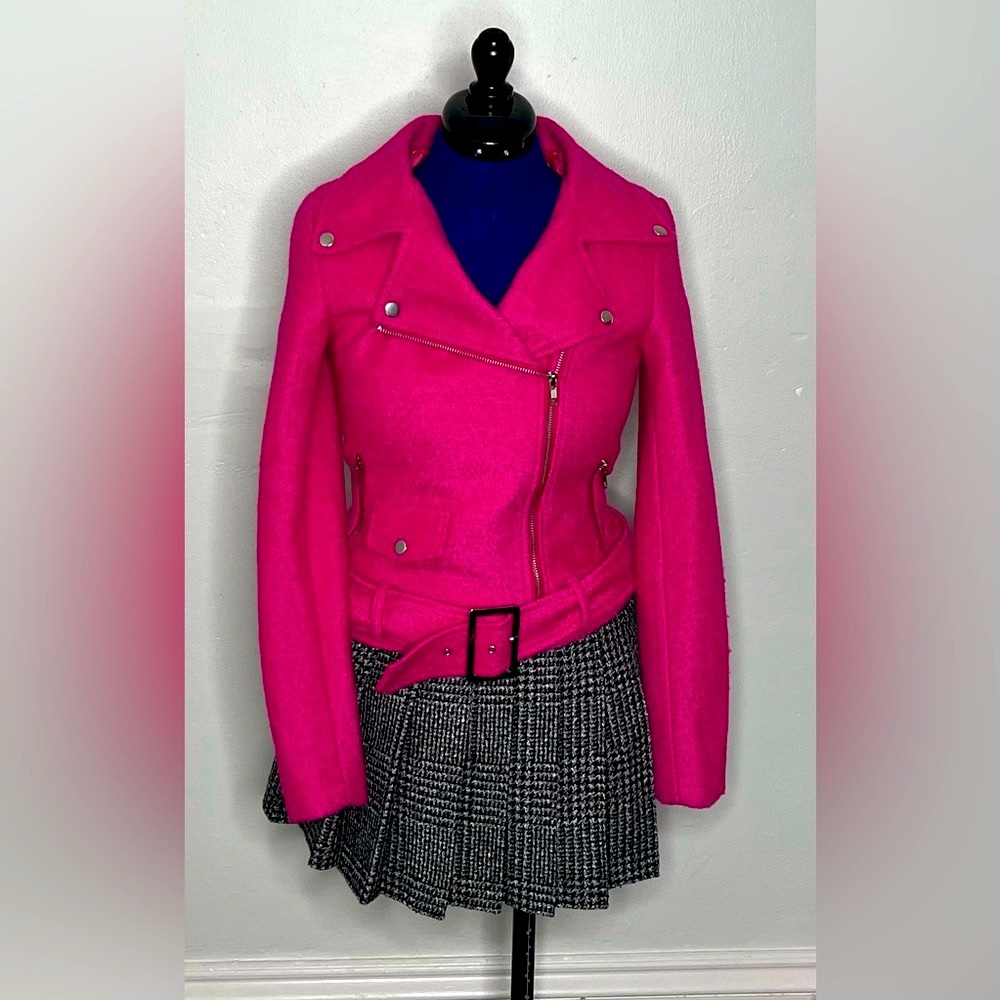 Cute short waisted pink wool jacket. Never worn, with tags!